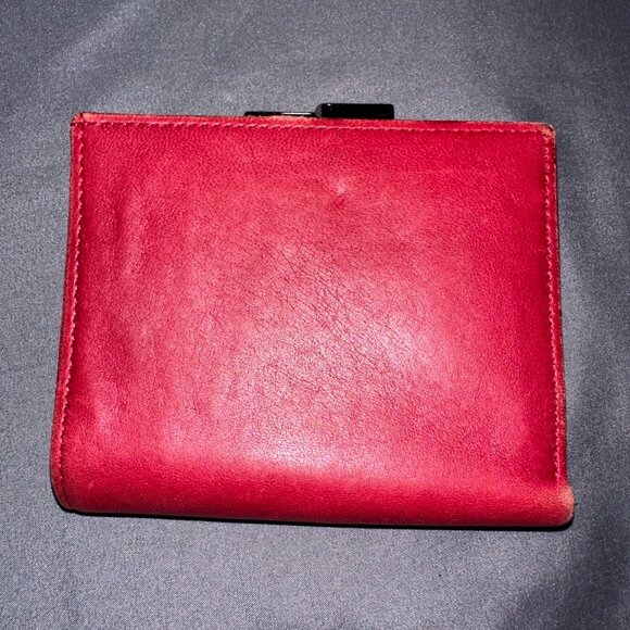 Burberry Red Bifold Wallet No box Comes with COA ATTACHED - Picture 4 of 7
